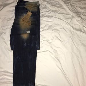 Aphrodite, Size 7 Distressed Jeans